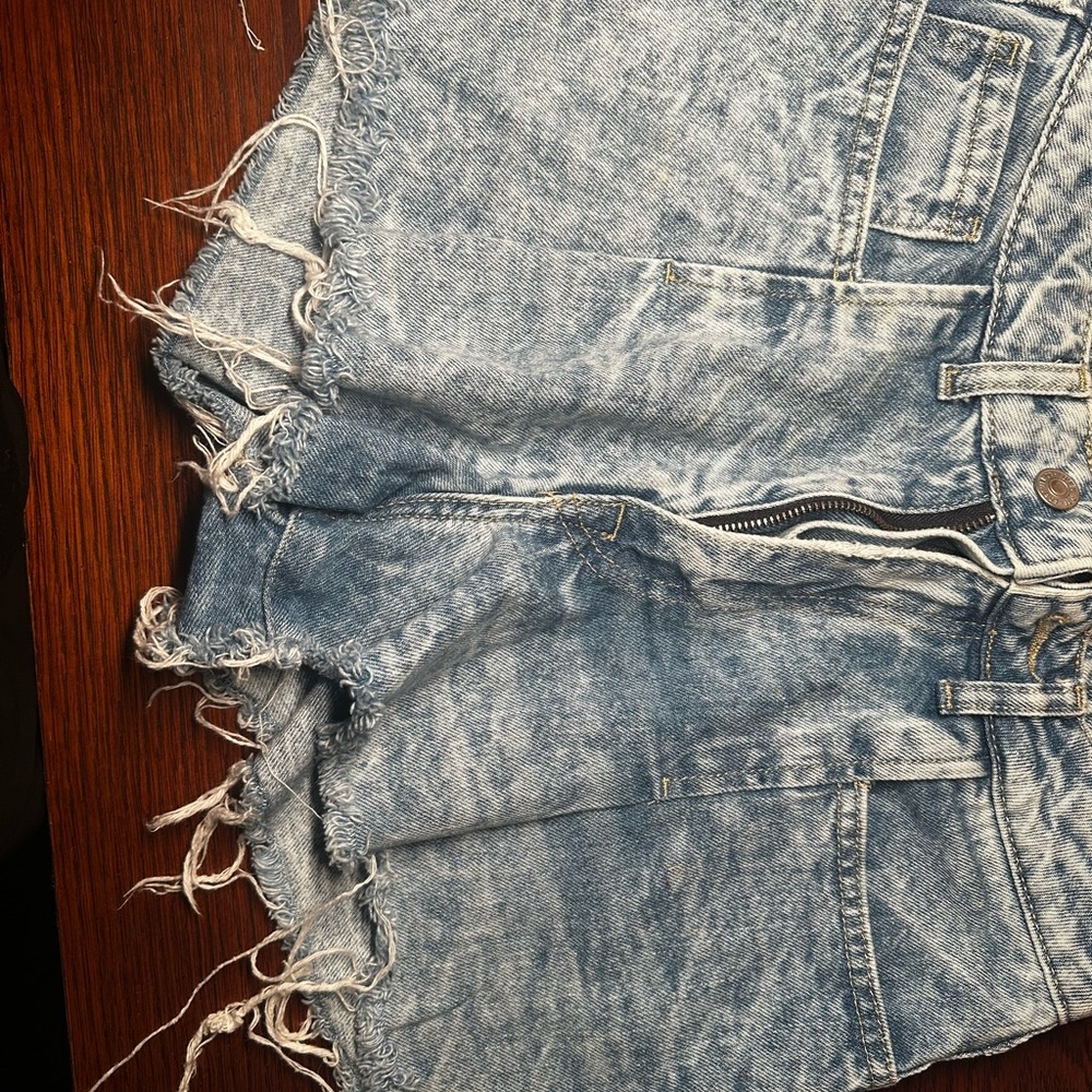 Forever 21 Blue Distressed Jean Shorts in excellent used condition